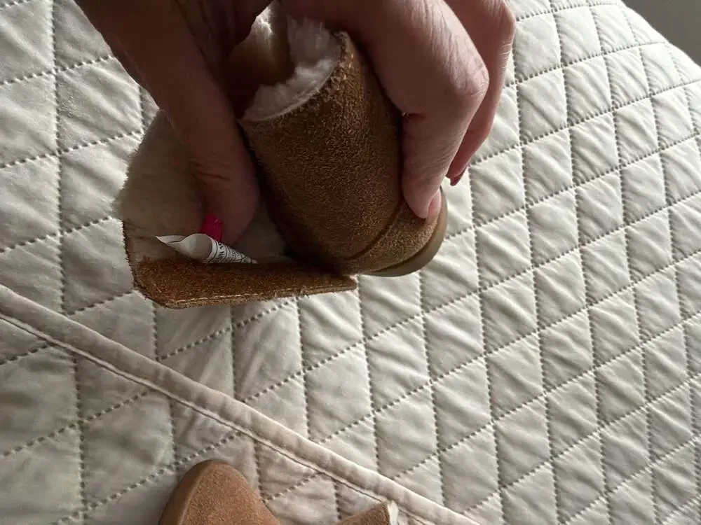 UGG keep your